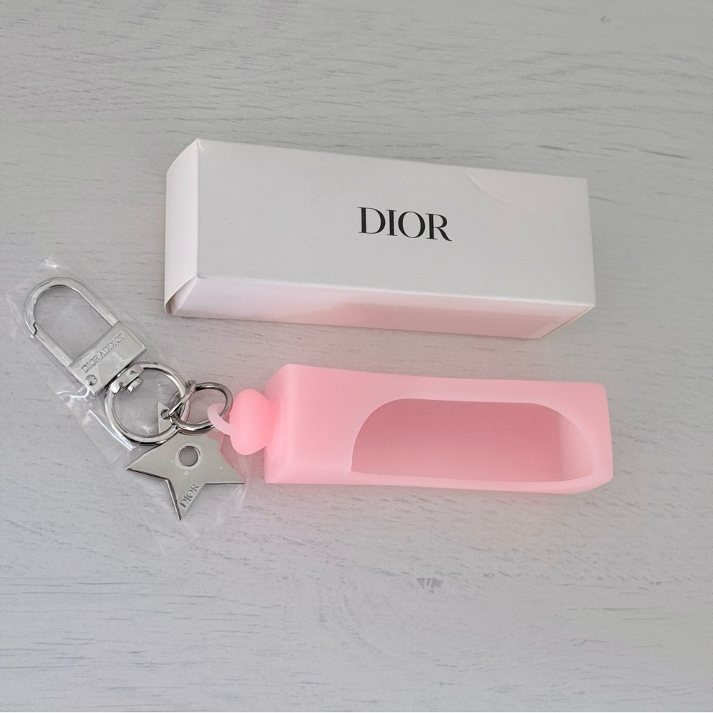 Dior Beauty Lip Glow Oil Bag Charm Keychain - Picture 7 of 10
